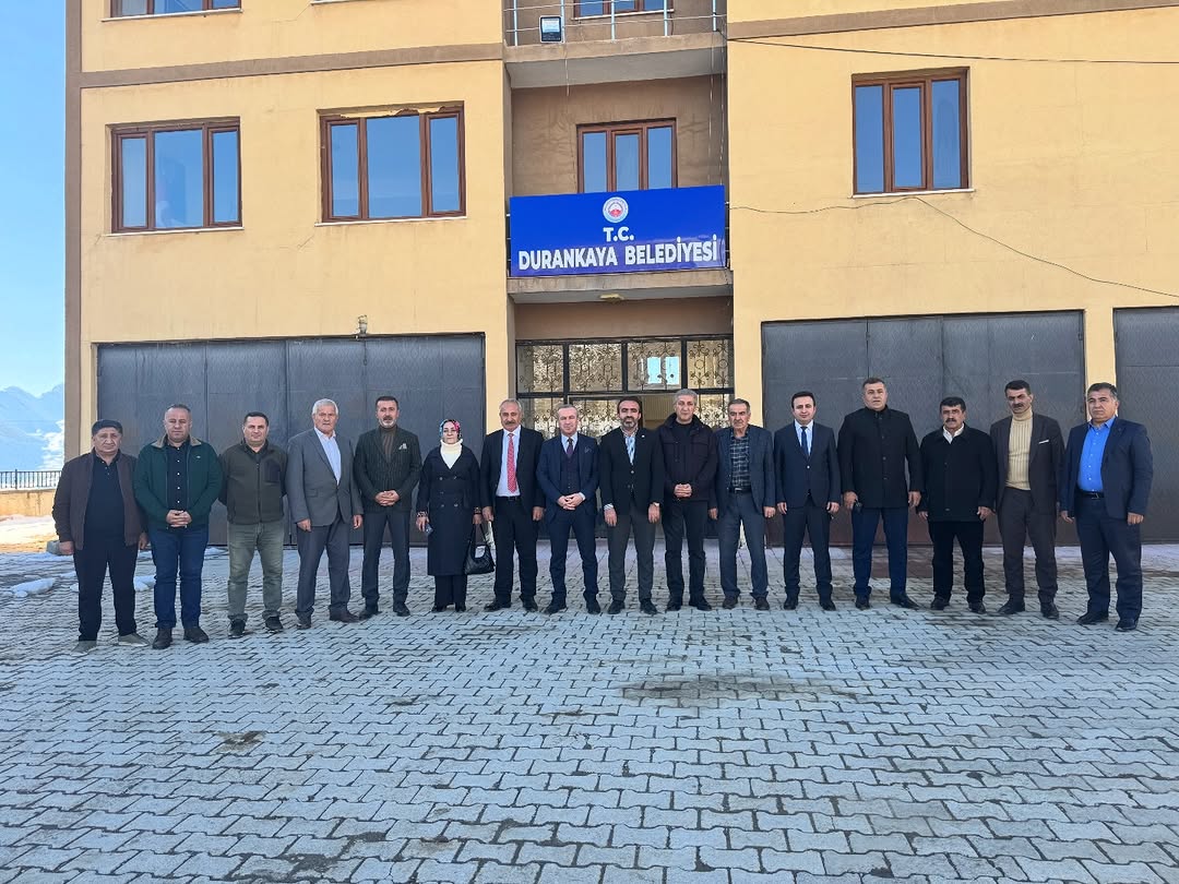 AK Parti İl Başkanımız Sn. Av. Zeydin Kaya, Merkez İlçe Başkanımız Sn. Cumhur Demir ve teşkilat mensuplarımız beldemizi ziyaret ederek bizleri onurlandırdılar.